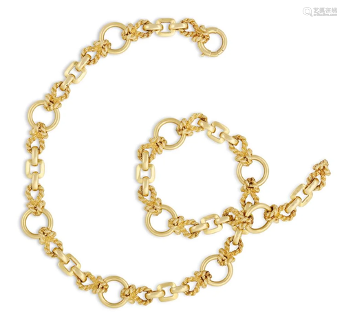 A GOLD NECKLACE, BY HERMÃˆS, CIRCA 1970 Composed of