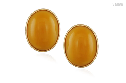 A PAIR OF AMBER EARRINGS, BY BUCCELLATI, CIRCA 1970