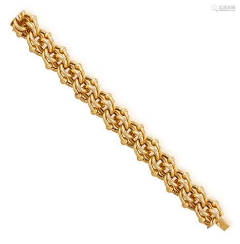 A GOLD BRACELET, BY MICHELETTO, CIRCA 1940 Designed as