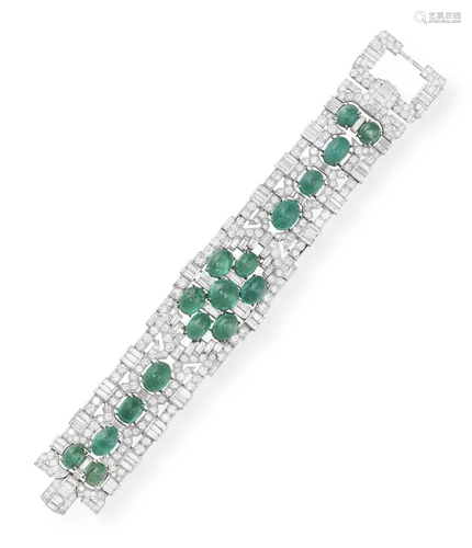 AN IMPORTANT EMERALD AND DIAMOND BRACELET, CIRCA 1945