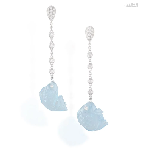 A PAIR OF AQUAMARINE AND DIAMOND PENDENT EARRINGS, BY