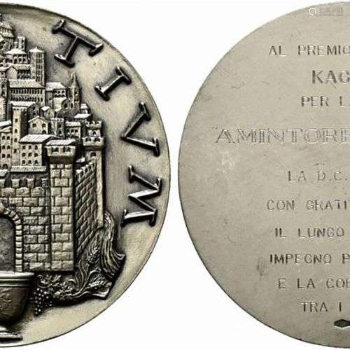 AREZZO. Médaille au prix mondial Kagyma pour la pace Amintor...
