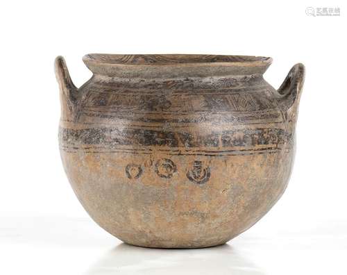 GRANDE OLLA DAUNIAV - IV secolo a.C.alt. cm 18,5 ; diam. orl...