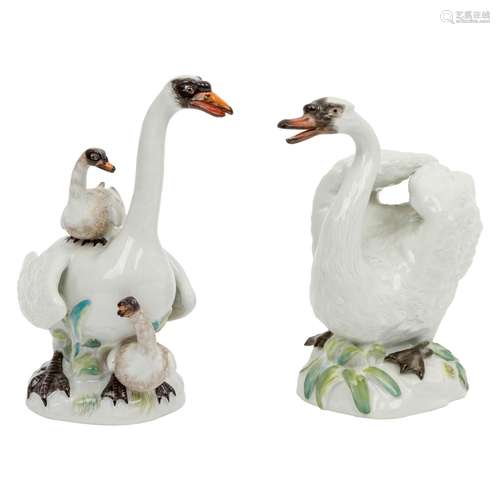 MEISSEN 'Schwan' und 'Schwan mit 2 Jungen', 1. und 2. Wahl, ...