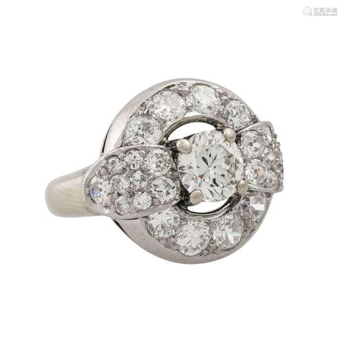 Ring mittig mit Altschliffdiamant ca. 1,0 ct,