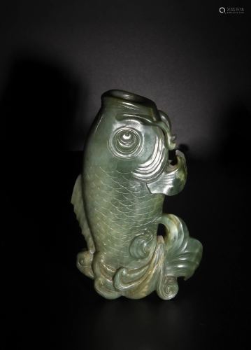 Chinese Celadon Jade Fish Vase, 18th Century十八世纪 青玉鱼花...