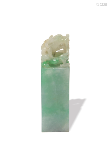 Chinese Jadeite Seal with Dragon Finial, 19th Century十九世纪...