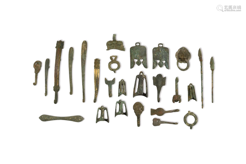 Group of Bronze Items, Warring States or Han战国/汉 各式铜器...