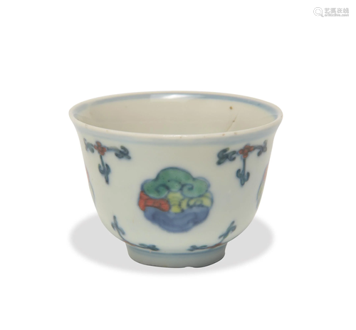 Chinese Doucai Cup, Ming Dynasty Wanli Period明万厉 鬥彩杯