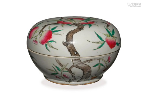 Chinese Famille Rose Lidded Box, Late 19th Century十九世纪晚...