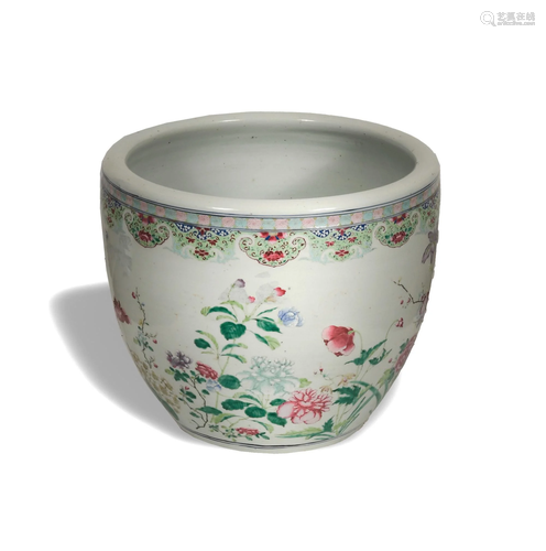 Chinese Famille Rose Jardiniere, Early 19th Century十九世纪早...