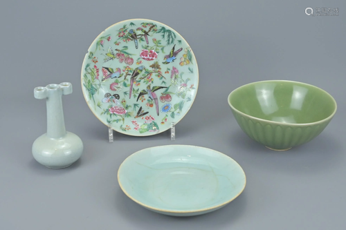 Four Chinese Porcelain Items