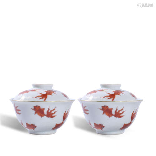 A pair of red fish covered bowls in the Qing Dynasty