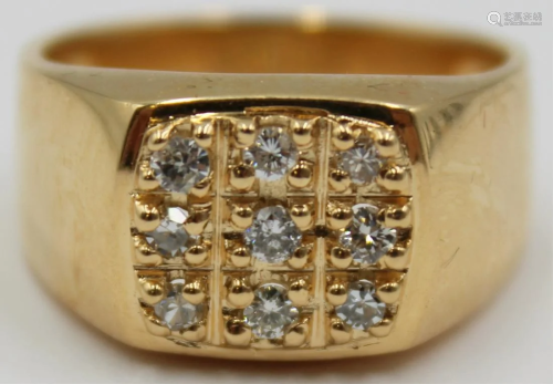 JEWELRY. Men's 18kt Gold Diamond Ring.