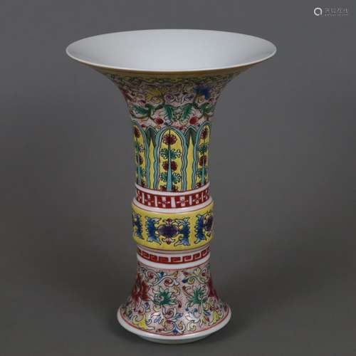 Vase - porcelaine, Chine, 20e siècle, de forme traditionnell...