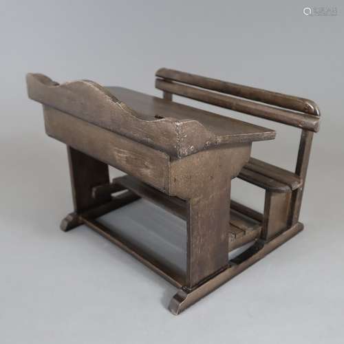 Banc d'école miniature en bois - teinté foncé, rabat de tabl...