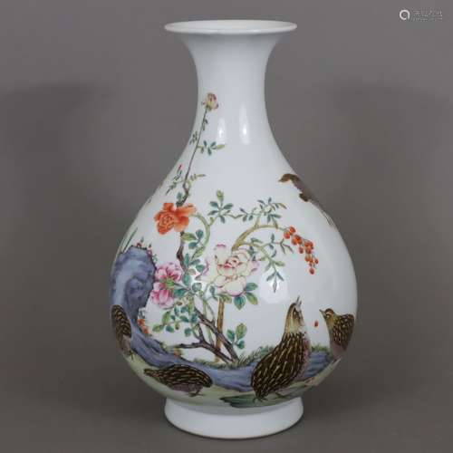 Vase en porcelaine - type 