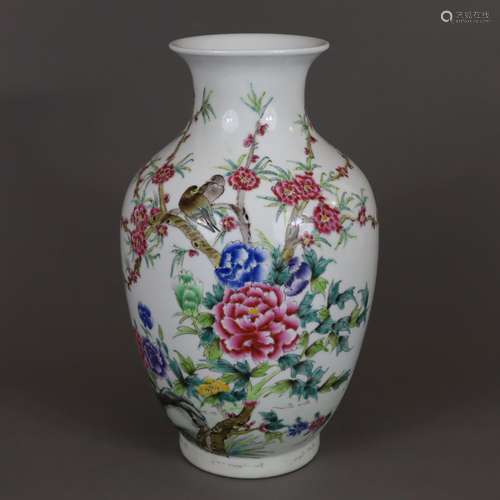 Vase floral en porcelaine de famille rose - Chine 20e siècle...