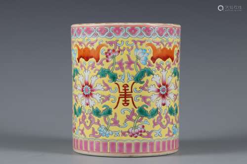 Qing Dynasty pastel flower longevity pattern pen holder