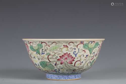 Qing Dynasty pastel flower bowl