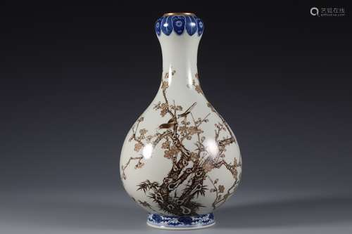 Garlic bottle of pastel flower and bird poetry in Qing Dynas...