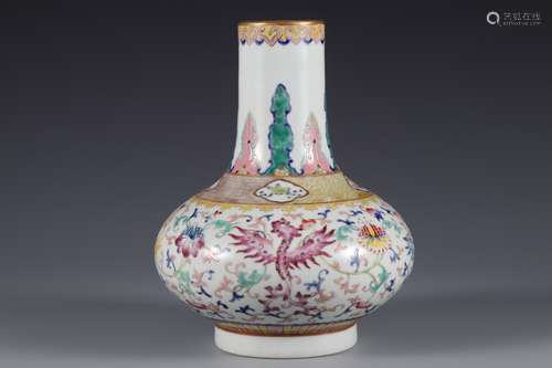 Qing Dynasty pink Phoenix bottle