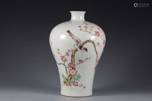 Qing Dynasty pastel flower and bird poetry bottle