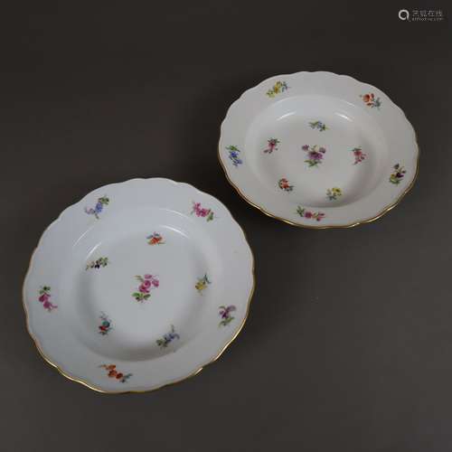 Paire d'assiettes - Meissen, période des boutons (1850-1924)...