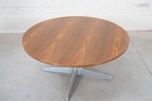 Grande table basse attr. à Horst Bruning Grande table basse ...