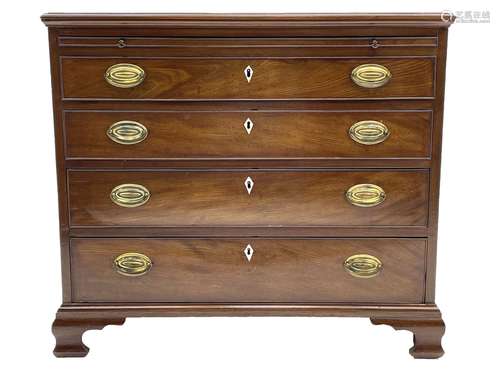 Georgian mahogany bachelors chest