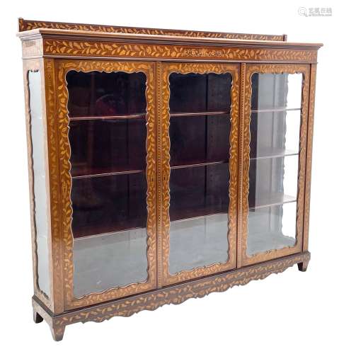 Early 20th century mahogany and Dutch style marquetry displa...