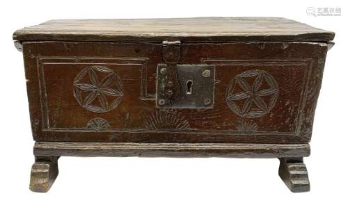 17th/18th century boarded oak plank box