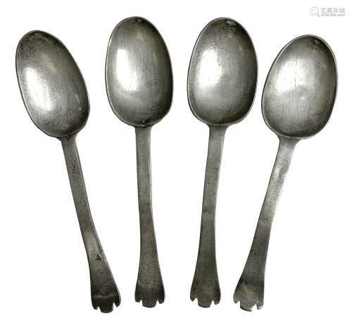Four late 17th/early 18th century petwer/latten spoons