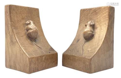 Pair 'Mouseman' tooled oak bookends carved with mouse signat...