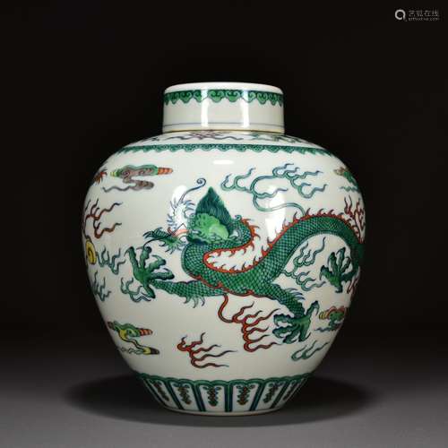 A DOUCAI DRAGON OVOID JAR AND COVER, QING QIANLONG PERIOD