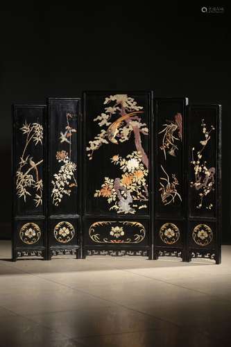 A MOTHER-OF-PEARL BLACK LACQUER SHOUSHAN STONE SCREEN