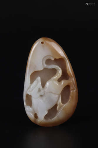 A CARVED JADE HORSE PENDANT