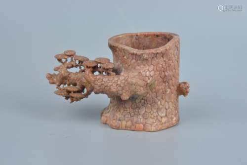 A Shoushan stone penholder