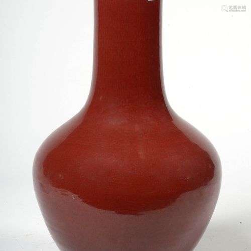 Grand vase pansu en porcelaine monochrome de Chine dite 