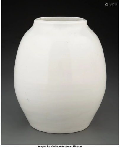 A Chinese Blanc-de-Chine Porcelain Vase, Qing Dy