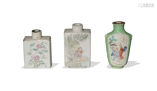 Group of 3 Chinese Famille Rose Snuff Bottles, 19th C#十九世...