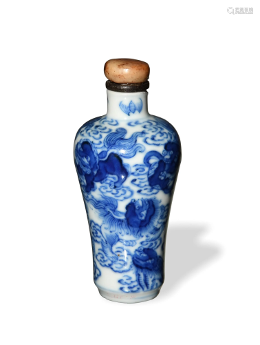 Chinese Blue and White Lion Snuff Bottle, Daoguang清道光 青花...