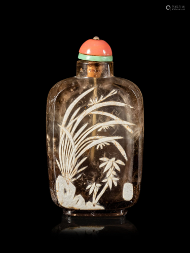 A Carved Smoky Quartz Snuff Bottle