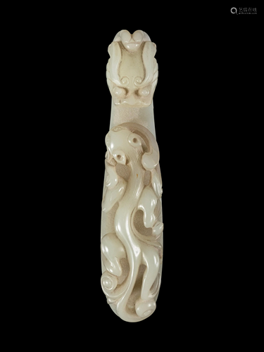 A Large White Jade 'Dragon' Belt Hook