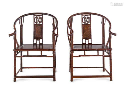 A Pair of CarvedJichimu Armchairs, Taishiyi