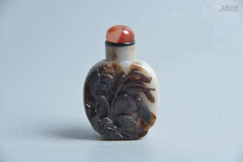 Snuff bottle