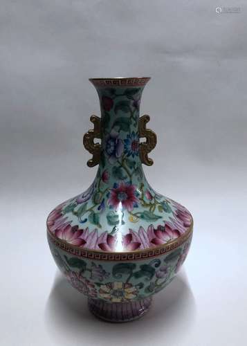 Chinese Famille Rose Porcelain Vase