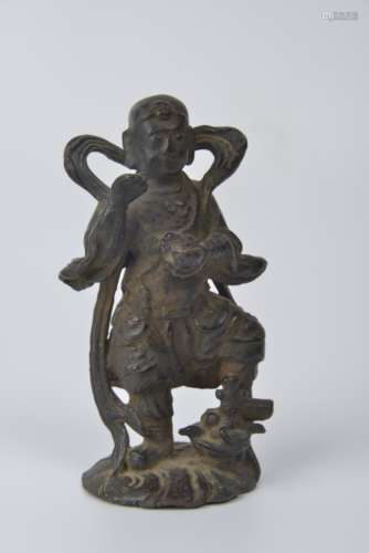 Bronze figure statue