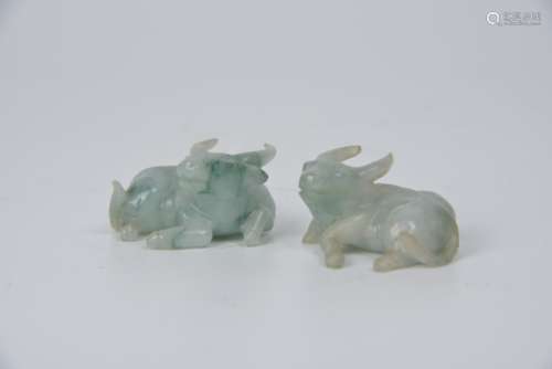 Pair of jadeite cows