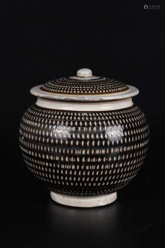 Ding kiln lidded jar